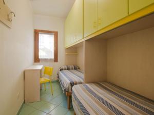 Attractive Holiday Home in Rosolina near Lungomare Beach
