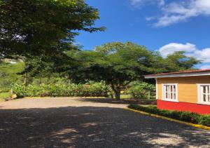 Restaurante y cabinas Sudy