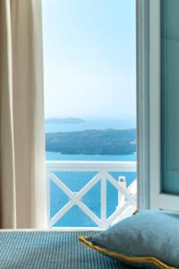Blue Dolphins Apartments Santorini Greece