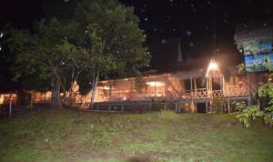 Lodge Jungle Wolf Expeditions