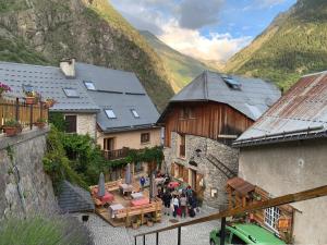 Maisons de vacances Maison des Alpes acces station Les 2 Alpes 1h Grenoble : photos des chambres