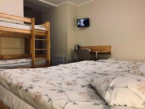 Standard Family Room room in Hotel Katrina