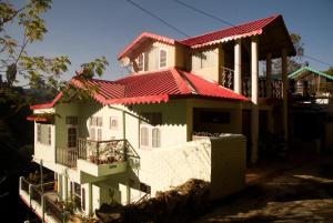 AMBIKA HOME STAY