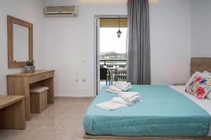 Aphrodite Studios & Suites - 140m from the beach, by ZanteWize