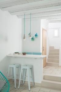 Deluxe Mykonos Villa Outdoor Pool Villa Side Sea