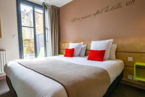 Hotels Hotel du Chateau Dinan - Originals Boutique : photos des chambres