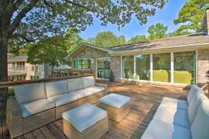 Deck, Fire Pit Waterfront Lake Hamilton Home - Piney