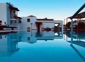 Wonderful Skiathos Villa Two Bedroom Villa Parisis Short Walk to Beachl Troulos Skiathos Greece