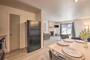 Renovated Park City Condo Hike, Bike and Ski!