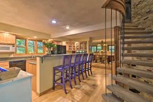 Spacious Lakehouse with Deck, Kayaks, and Dock! - Jefferson