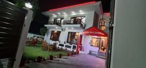 Nook Inn & Suites - MG ROAD METRO