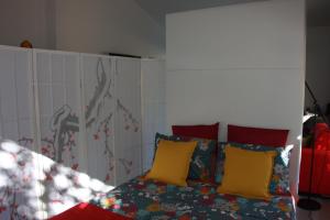 Logis au milieu des pins