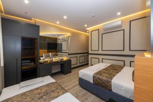 Deluxe Twin Room room in Confores Hotel