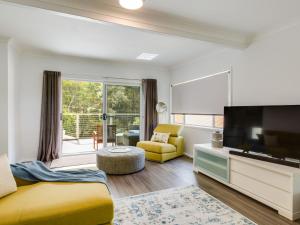 Bay Breeze at Blenheim Beach Vincentia