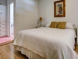 Calypsos Cottage at Hyams Beach