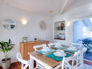 Seascape Cottage at Hyams Beach