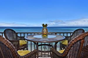 One-Bedroom Apartment room in Kaleialoha 406