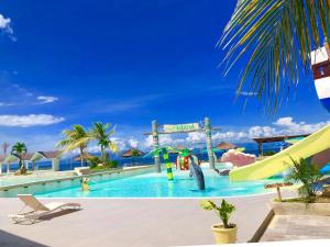 Acapulco Resort & Suites