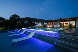 Luxury Beachfront Villa Selenia Platinum in Sounio
