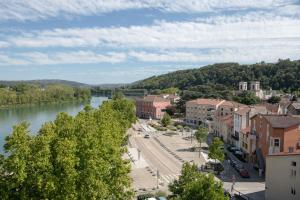 Hotels Kyriad Hotel Lyon Givors : photos des chambres