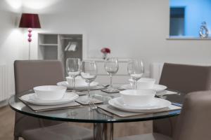 Hereford City Centre - Apartment 2, Isabella House - Modern Apartment In The Heart of The City - Sleeps 2 Guests - Hosted by RENTMYHOUSE