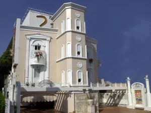 Hotel Fine Sakai - Tondabayashi