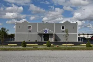 梅里尔维尔豪华酒店 - 波蒂奇