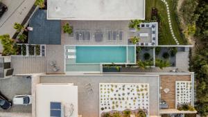 Villa Lydia I Superb views, two pools, next to the city