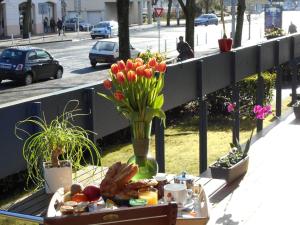 Hotels Hotel Les Gens de Mer La Rochelle by Popinns** : photos des chambres