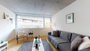 Bright and luminous 2-bedroom-flat in downtown