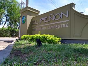 Hermosa casa en condominio campestre el peñon