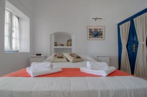 Astraea House Santorini Greece