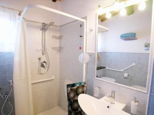 One-Bedroom Apartment (4 Adults)