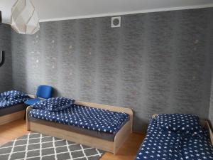 Noclegi MAX PLAY Niepodległości 12A