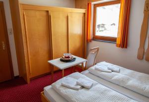 Triple Room room in Sportpension Sölden