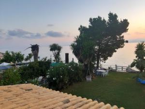 Villa By The Sea - Βίλα Πάνω στη θάλασσα