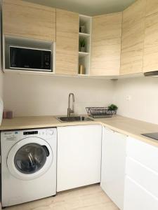 Appartements Chaleureux Studio 30m2 - Au pied de la Gare - PARKING : photos des chambres