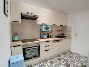 Stop Chez MSaga # Qualité # Confort # Simplicité