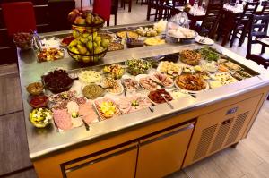 Hotels FH Confort Hotel Orleans Co'met : photos des chambres