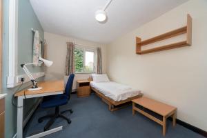 Room in Nice Part of Hull Quick Central