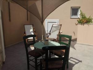 MOLLY's HOUSE Syros Greece