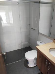 4 Apartaestudio Cedritos completo