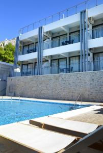 MASSOURI BEACH HOTEL