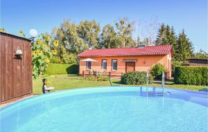 Lovely Home In Schorfheide With Wifi