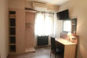 Hotel, H de l'Anton - Batea