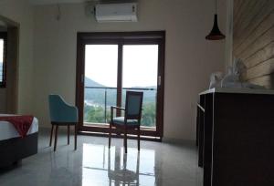 KSTDC Hotel Mayura Bharachukki, Shivanasamudra