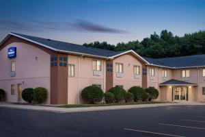 Baymont Toledo Airport Hotel Swanton