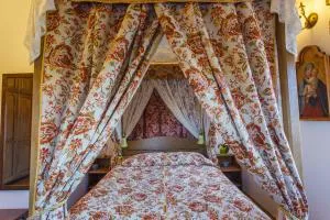 БУТИК-ОТЕЛЬ «VIA REGIA» - Yurov