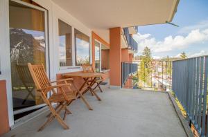 Linda 8 by Arosa Holiday