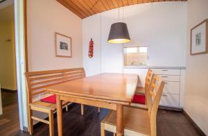 Linda 8 by Arosa Holiday